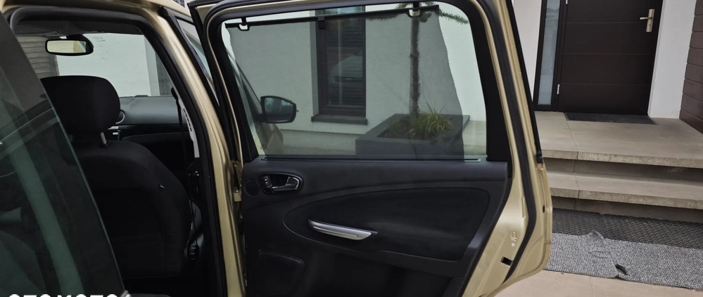 Ford Galaxy cena 22700 przebieg: 201105, rok produkcji 2007 z Poznań małe 529